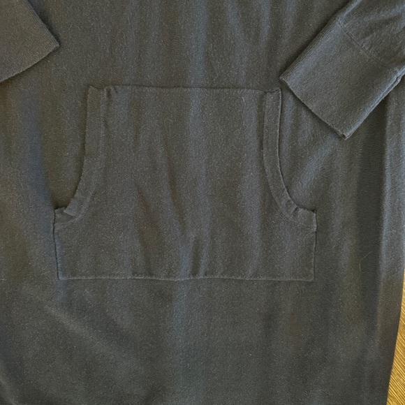 Lilly Pulitzer Sweater Dress, Navy, Size Small - Picture 4 of 6